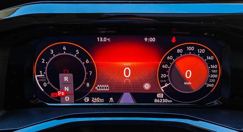 Volkswagen Multivan cena 259900 przebieg: 86230, rok produkcji 2022 z Częstochowa małe 379